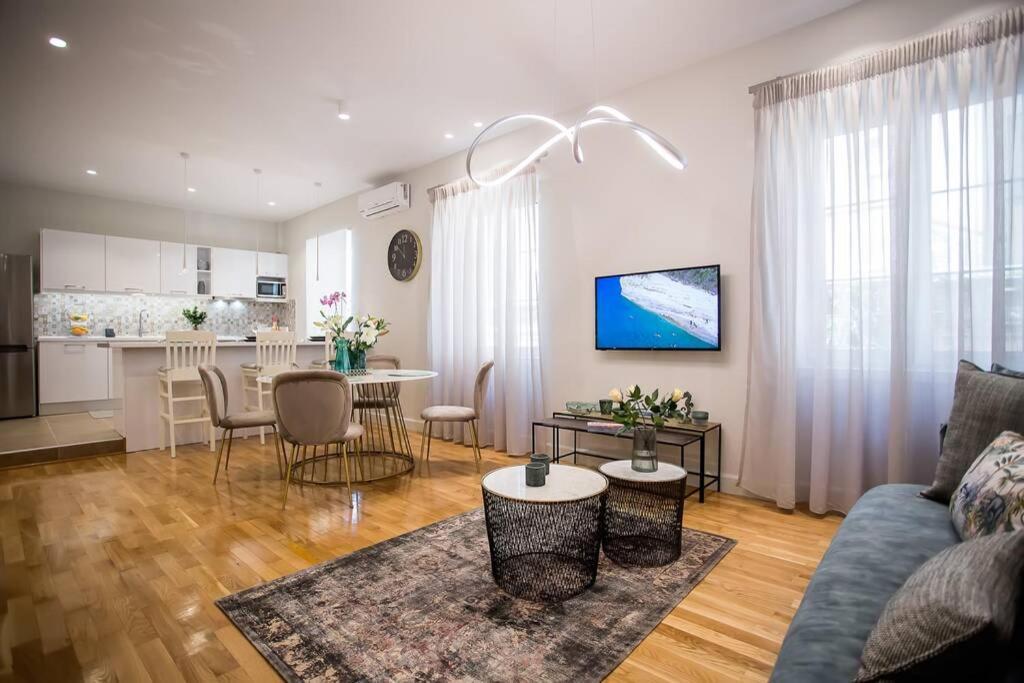 The Sway Apartment- Luxury Loft In Corfu Town Corfu (city)